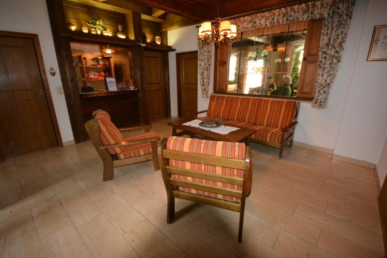 לינה וארוחת בוקר גרוסארל Haus Alpina By Chatel Reizen מראה חיצוני תמונה