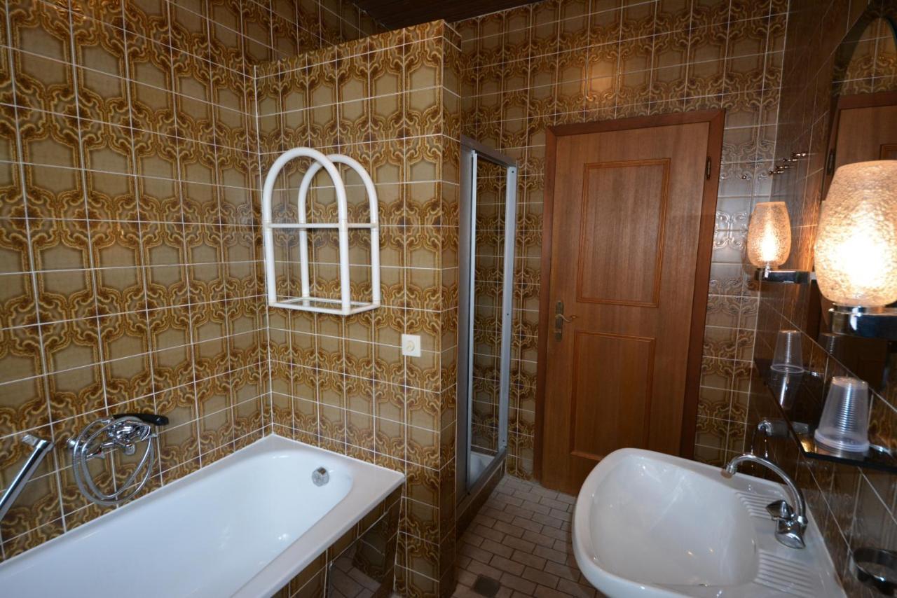 לינה וארוחת בוקר גרוסארל Haus Alpina By Chatel Reizen חדר תמונה