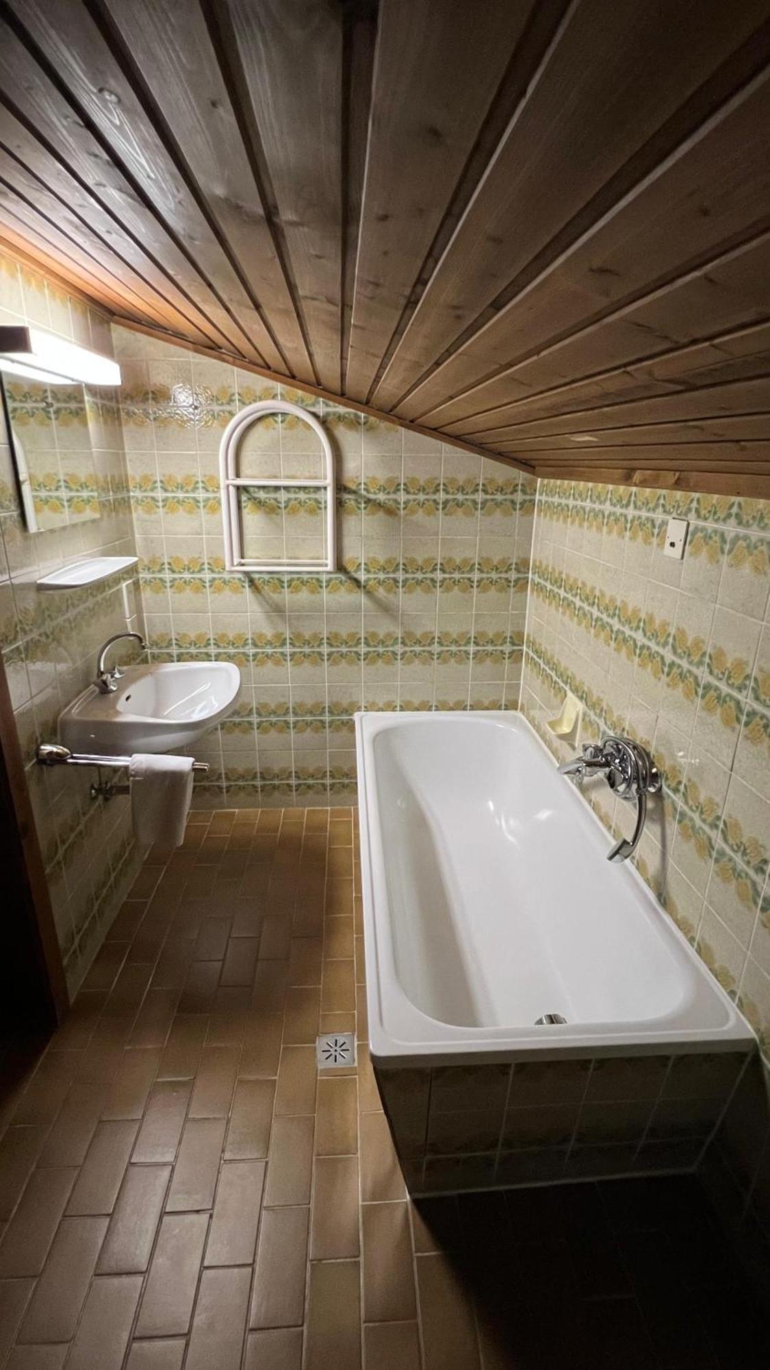 לינה וארוחת בוקר גרוסארל Haus Alpina By Chatel Reizen מראה חיצוני תמונה