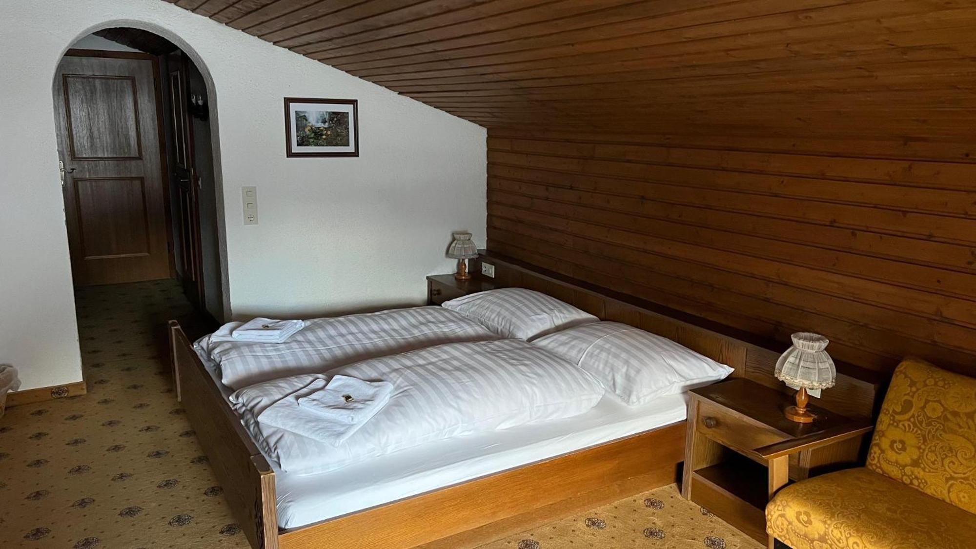 לינה וארוחת בוקר גרוסארל Haus Alpina By Chatel Reizen מראה חיצוני תמונה